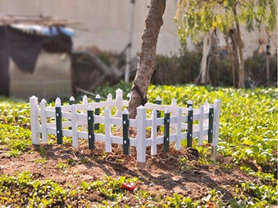 pvc花壇護(hù)欄