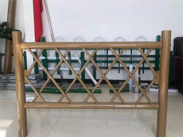 河道用仿竹護(hù)欄圖片3